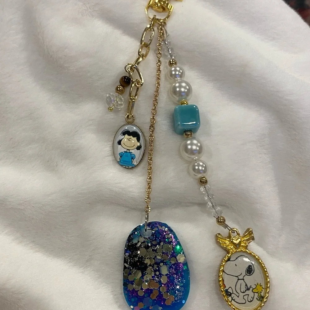 NEW SNOOPY LUCY HANDBAG PURSE CHARM KEYCHAIN GOLDEN LV MONOGRAM SPEEDY READY! - Picture 7 of 8